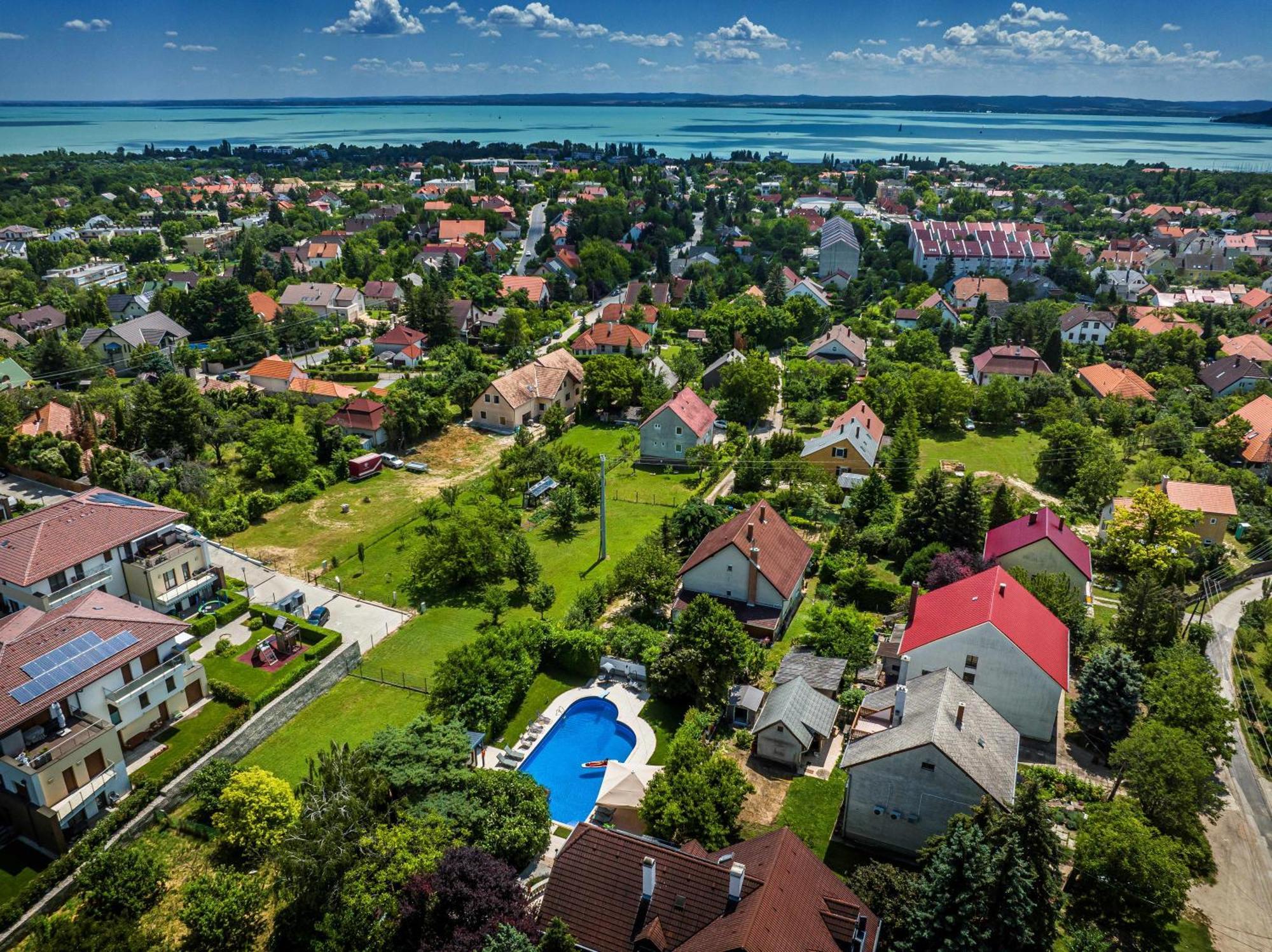 Fuege Villa Luxury & Wellness Балатонфюред Екстер'єр фото